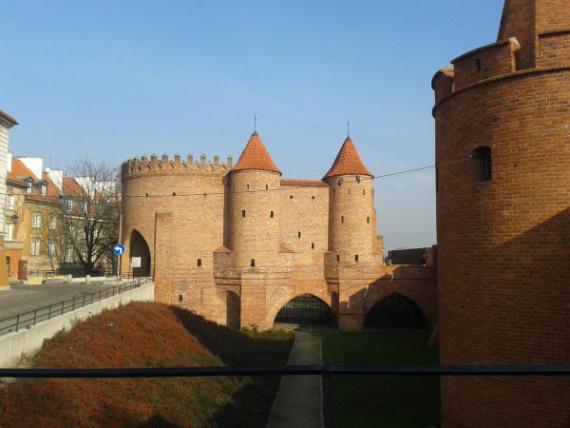 Remparts de Barbacane