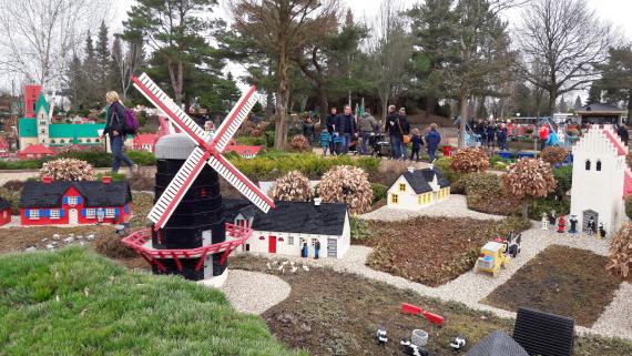 Moulin traditionnel en Lego