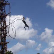 Le saut du Gol ou l'ancêtre du saut à l'élastique !